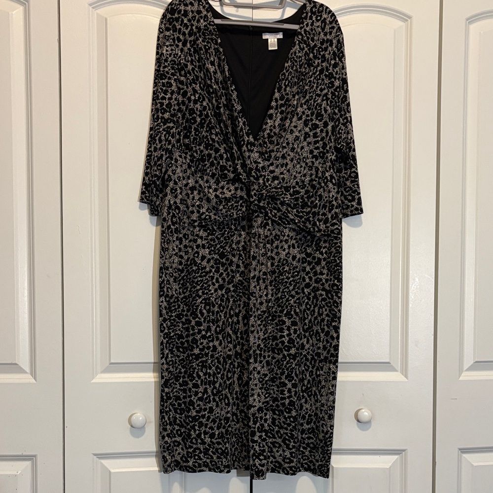 London Times Black Animal Print Dress